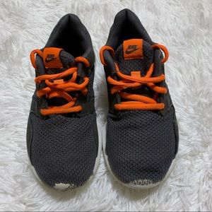 Boys Nike 2y Orange and Gray